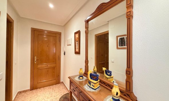 Revente - Apartment -
Torrevieja - Playa del Cura