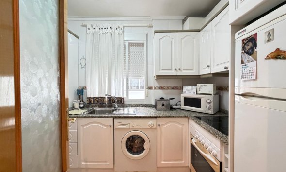 Revente - Apartment -
Torrevieja - Playa del Cura