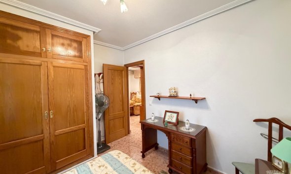Revente - Apartment -
Torrevieja - Playa del Cura