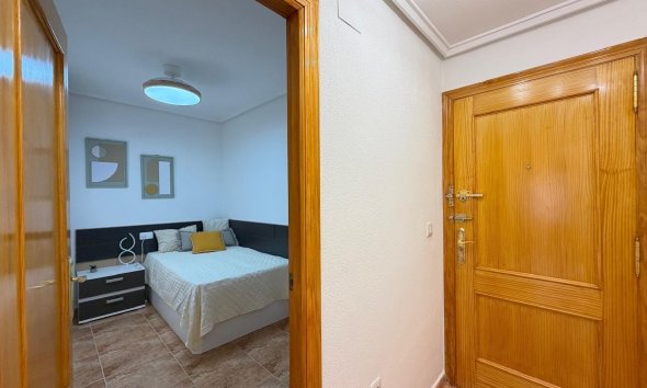 Revente - Apartment -
Torrevieja - Parque de las Naciones