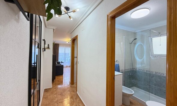 Revente - Apartment -
Torrevieja - Parque de las Naciones