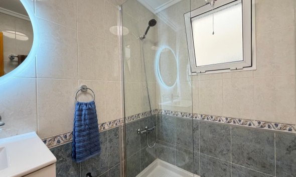 Revente - Apartment -
Torrevieja - Parque de las Naciones