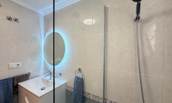Revente - Apartment -
Torrevieja - Parque de las Naciones