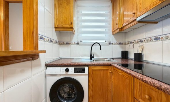 Revente - Apartment -
Torrevieja - Parque de las Naciones