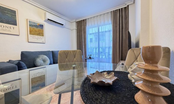 Revente - Apartment -
Torrevieja - Parque de las Naciones