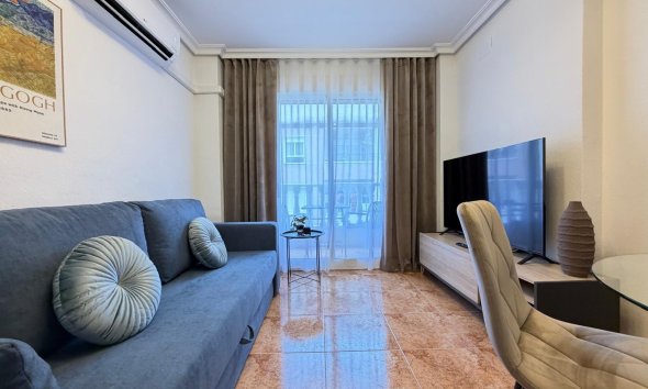 Revente - Apartment -
Torrevieja - Parque de las Naciones