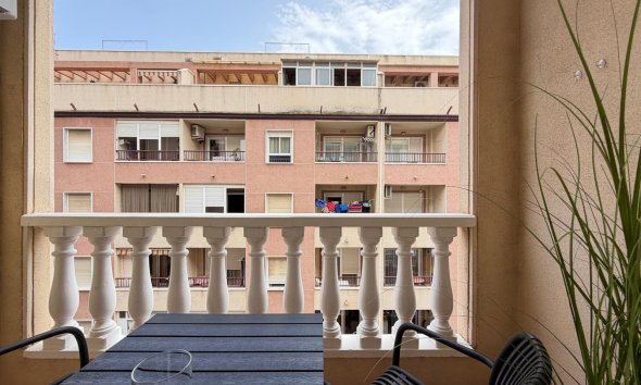 Revente - Apartment -
Torrevieja - Parque de las Naciones