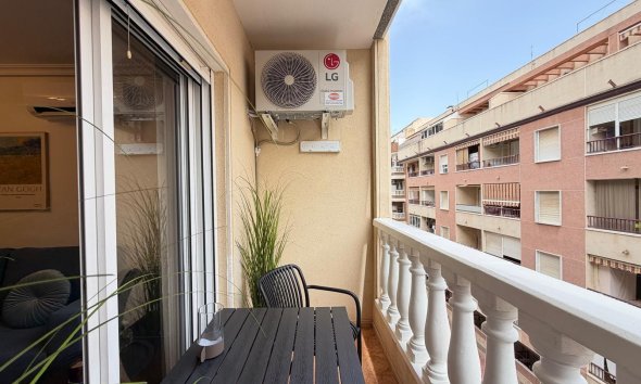 Revente - Apartment -
Torrevieja - Parque de las Naciones