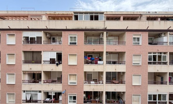 Revente - Apartment -
Torrevieja - Parque de las Naciones