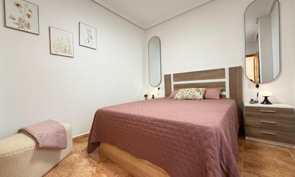 Revente - Apartment -
Torrevieja - Parque de las Naciones