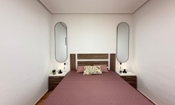 Revente - Apartment -
Torrevieja - Parque de las Naciones