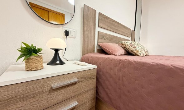 Revente - Apartment -
Torrevieja - Parque de las Naciones