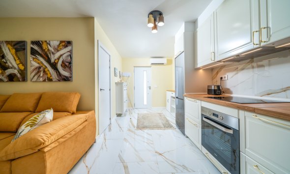 Revente - Apartment -
Torrevieja - La Veleta