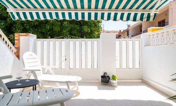 Revente - Apartment -
Torrevieja - La Veleta