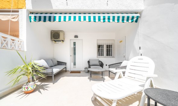 Revente - Apartment -
Torrevieja - La Veleta