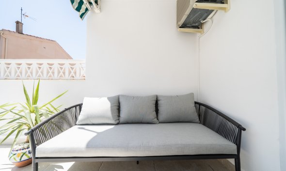 Revente - Apartment -
Torrevieja - La Veleta