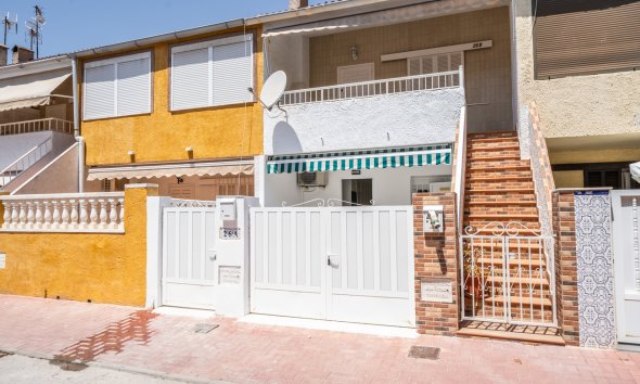 Revente - Apartment -
Torrevieja - La Veleta