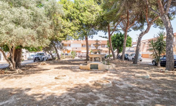 Revente - Apartment -
Torrevieja - La Veleta