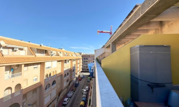Reventa - Ático -
Torrevieja - Parque de las Naciones