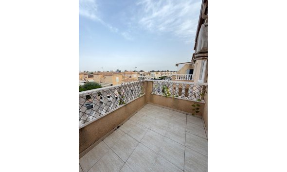 Reventa - Apartment -
Torrevieja - Centro