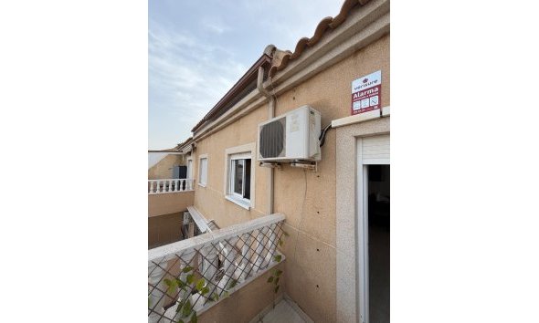 Reventa - Apartment -
Torrevieja - Centro