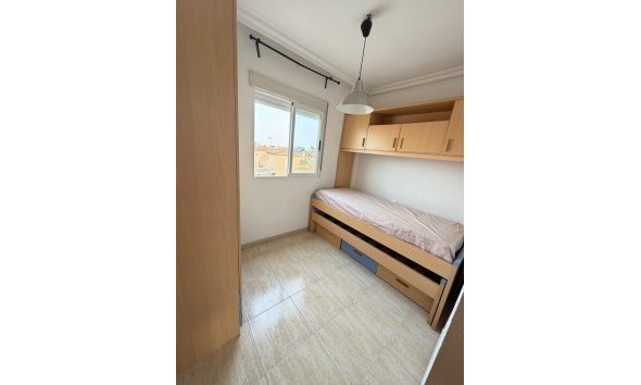 Reventa - Apartment -
Torrevieja - Centro
