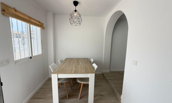 Resale - Town House -
Torrevieja - Sector 25