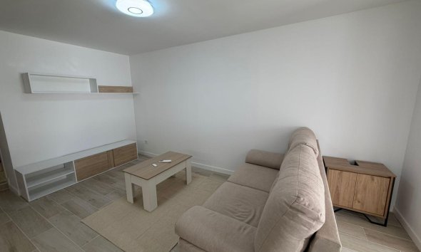 Resale - Town House -
Torrevieja - Sector 25
