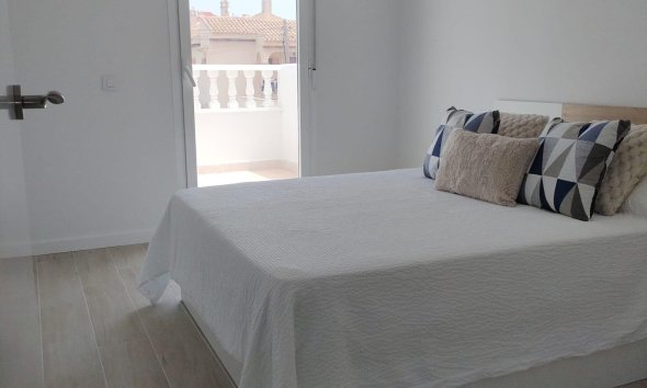 Resale - Town House -
Torrevieja - Sector 25