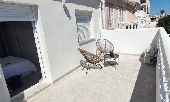 Resale - Town House -
Torrevieja - Sector 25