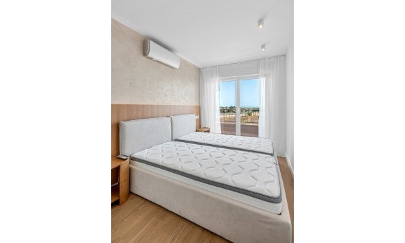 Reventa - Apartment -
Torrevieja - Costa Blanca