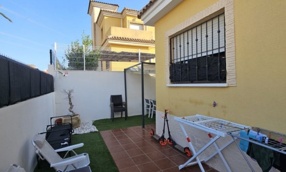Revente - Villa -
Lo Crispin - Inland