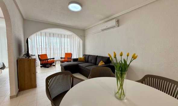 Revente - Apartment -
Torrevieja - Acequion
