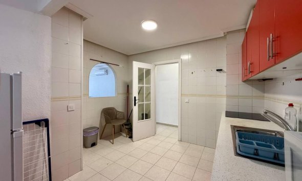 Revente - Apartment -
Torrevieja - Acequion
