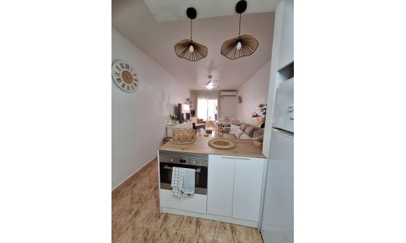 Revente - Apartment -
Torrevieja - Playa del Cura