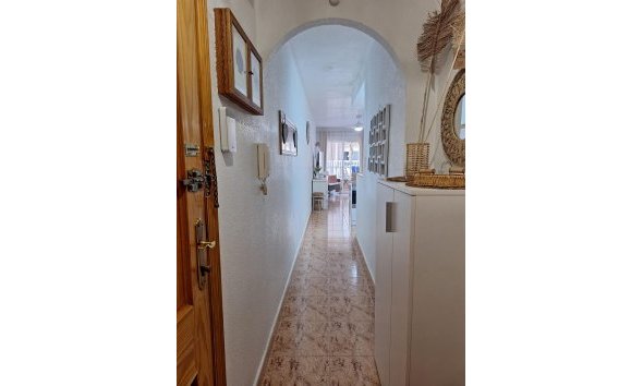 Revente - Apartment -
Torrevieja - Playa del Cura