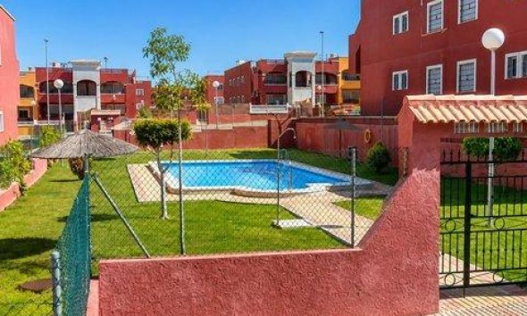 Revente - Bungalow -
Orihuela Costa - Los Altos