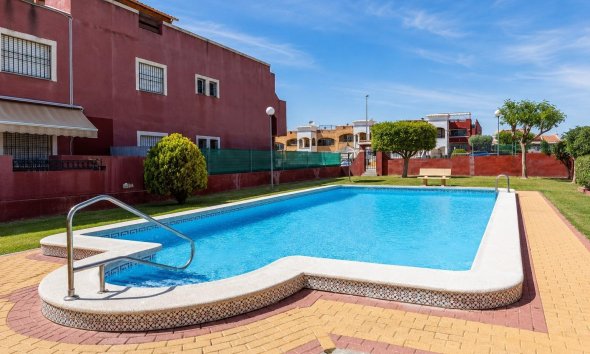 Revente - Bungalow -
Orihuela Costa - Los Altos