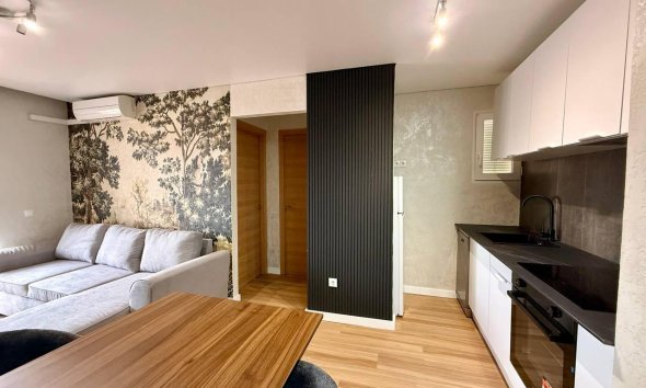 Revente - Apartment -
Torrevieja - Acequion