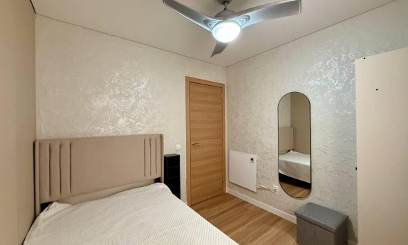 Revente - Apartment -
Torrevieja - Acequion