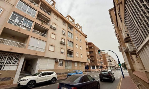 Revente - Apartment -
Torrevieja - Acequion