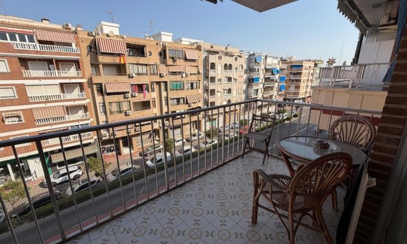 Revente - Apartment -
Torrevieja - Acequion