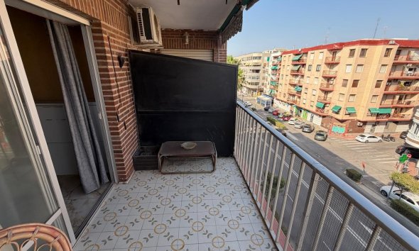 Revente - Apartment -
Torrevieja - Acequion