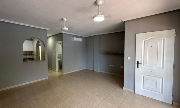 Revente - Bungalow -
Daya Nueva - Costa Blanca