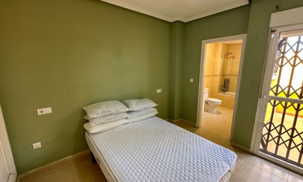 Revente - Bungalow -
Daya Nueva - Costa Blanca