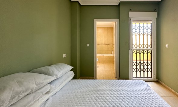 Revente - Bungalow -
Daya Nueva - Costa Blanca