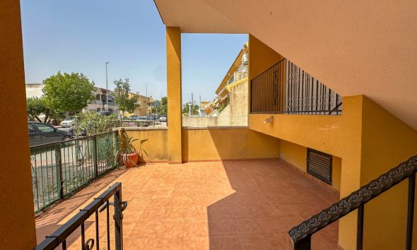 Revente - Bungalow -
Daya Nueva - Costa Blanca