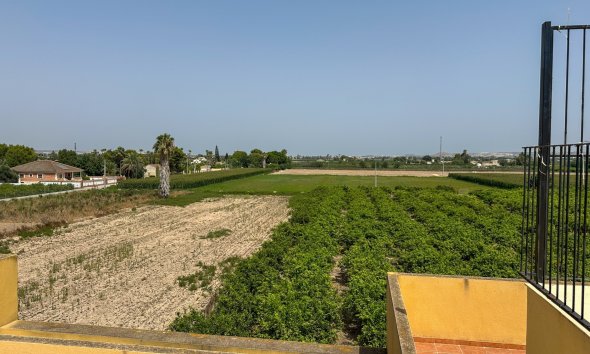 Revente - Bungalow -
Daya Nueva - Costa Blanca