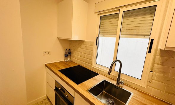 Revente - Apartment -
Torrevieja - Acequion