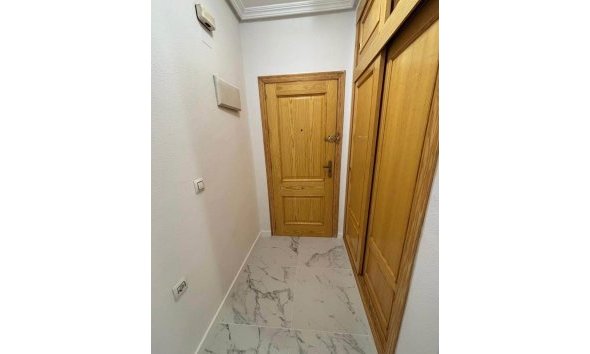 Revente - Apartment -
Torrevieja - Acequion